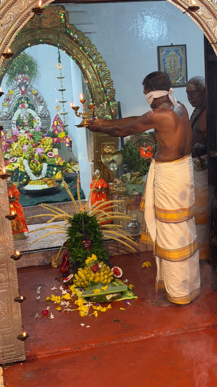 காரைதீவு கண்ணகையின் பகல் சடங்கு பூஜை